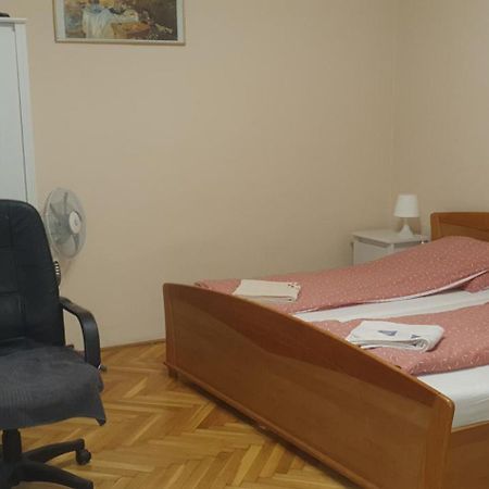 Garibaldi Apartman Budapest Bagian luar foto